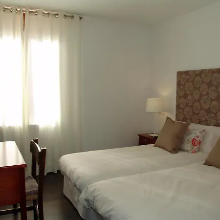 Badaín Hotel *