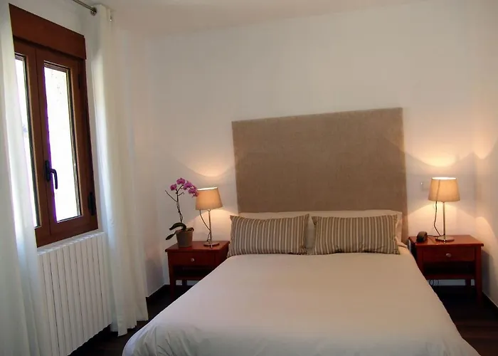 Badain Hotel Lafortunada